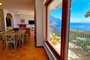 Amalfi Detached Sea View Villa W/solarium Terrace