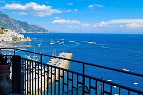 Amalfi Detached Sea View Villa W/solarium Terrace