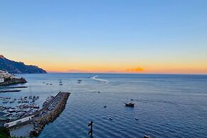 Amalfi Detached Sea View Villa W/solarium Terrace
