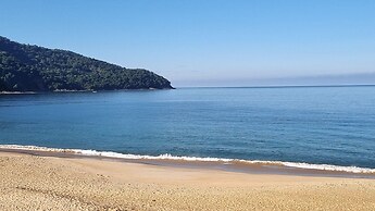 Excelente casa Maresias à 100m da praia