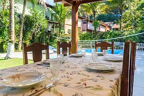 Excelente casa Maresias à 100m da praia