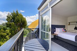 Urban Lounge Sleepery