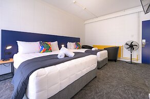 Urban Lounge Sleepery