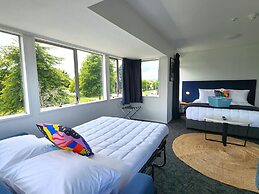 Urban Lounge Sleepery