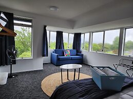 Urban Lounge Sleepery