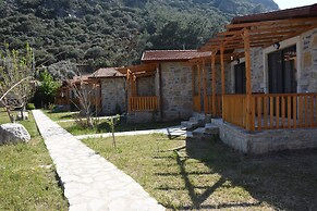 Begonvillage Tatil Evleri