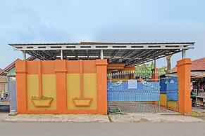 OYO 92123 Chikam House Syariah