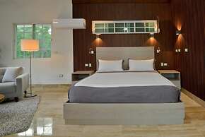 Tortuga Bay Villa - Close to the Beach and Golf