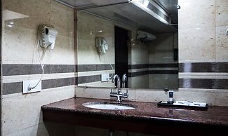 Summit Oakden Resort & Spa