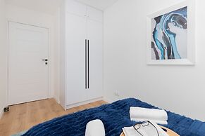 Apartment Polanka Redlowska by Renters