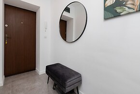 Apartment Polanka Redlowska by Renters