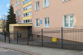 Apartment Polanka Redlowska by Renters