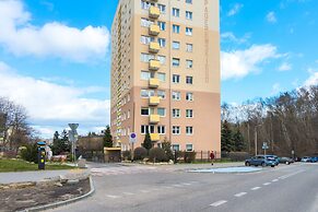 Apartment Polanka Redlowska by Renters