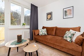 Apartment Polanka Redlowska by Renters