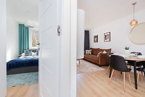 Apartment Polanka Redlowska by Renters