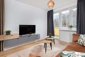 Apartment Polanka Redlowska by Renters