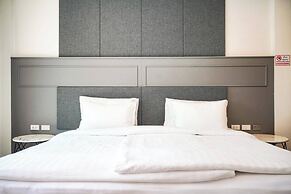Trat Tara Boutique Hotel