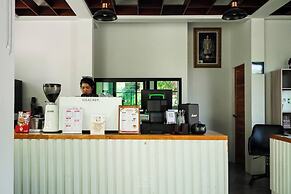 Trat Tara Boutique Hotel