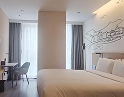 UrCove By Hyatt Nanjing South Railway