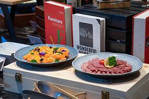 UrCove By Hyatt Nanjing South Railway