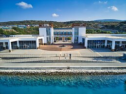 Karpaz Gate Marina Hotel