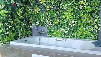 A503-honeymoon Penthouse Amazing View 2brs-3beds