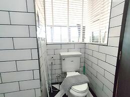 421c Studio Opened Space With Nice Breeze Private Wi Fi