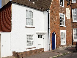 Sea Beach Cottage