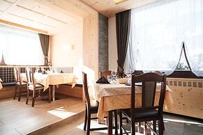 Hotel Piccola Baita