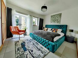 Palma Villa Unique New Build/ Enjoy Christmas Tree