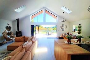 Palma Villa Unique New Build/ Enjoy Christmas Tree