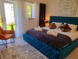 Palma Villa Unique New Build/ Enjoy Christmas Tree