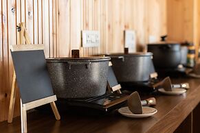 Yashshree Mussoorie Mall Road