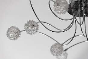 Glamorous Apartment Wilanow by Renters