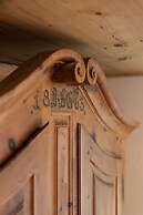 Jup - a luxury boutique chalet