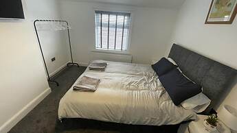 House Located Centrally for up to 8 Guests