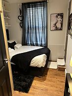 Inviting 1-bed Unit in Watford