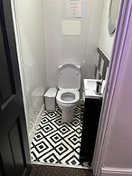 Inviting 1-bed Unit in Watford