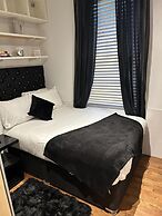 Inviting 1-bed Unit in Watford