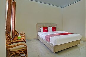 OYO 90947 Hotel Sarbini