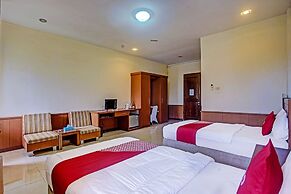 OYO 90947 Hotel Sarbini