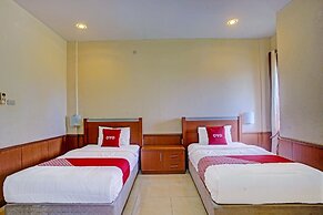 OYO 90947 Hotel Sarbini