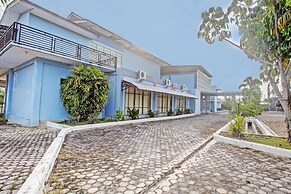 OYO 90947 Hotel Sarbini