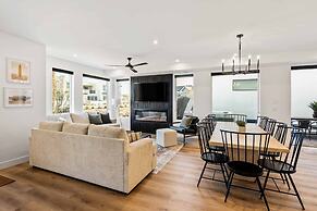 Palm Desert Oasis 5 Bedroom Home