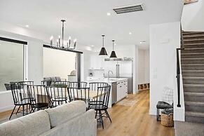 Palm Desert Oasis 5 Bedroom Home