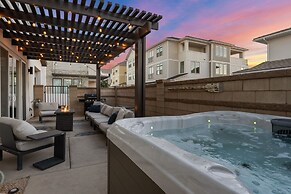 North Shore Villa 5 Bedroom Townhouse