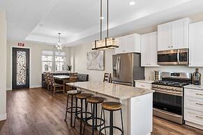 The Hudson #f2 4 Bedroom Townhouse