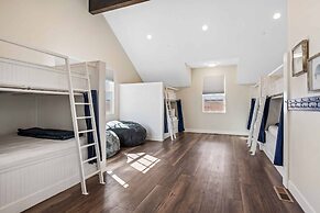 The Hudson #f2 4 Bedroom Townhouse