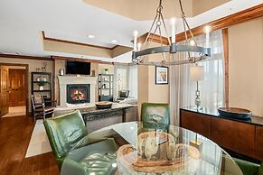 Ritz Carlton Vail #410 2 Bedroom Condo by RedAwning