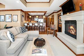 Ritz Carlton Vail #410 2 Bedroom Condo by RedAwning